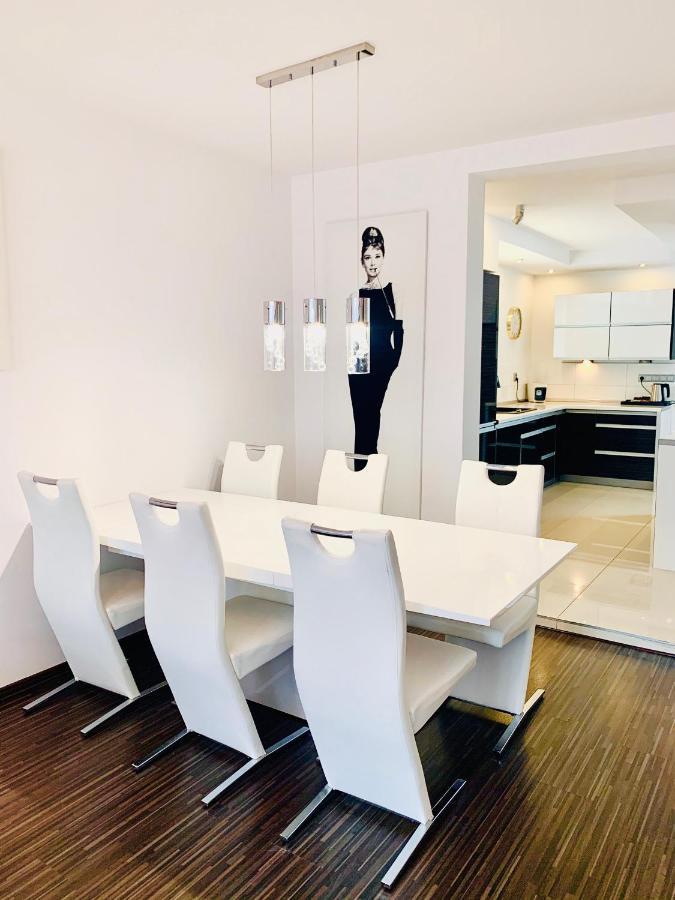 Apartamenty Vip Устка Екстериор снимка