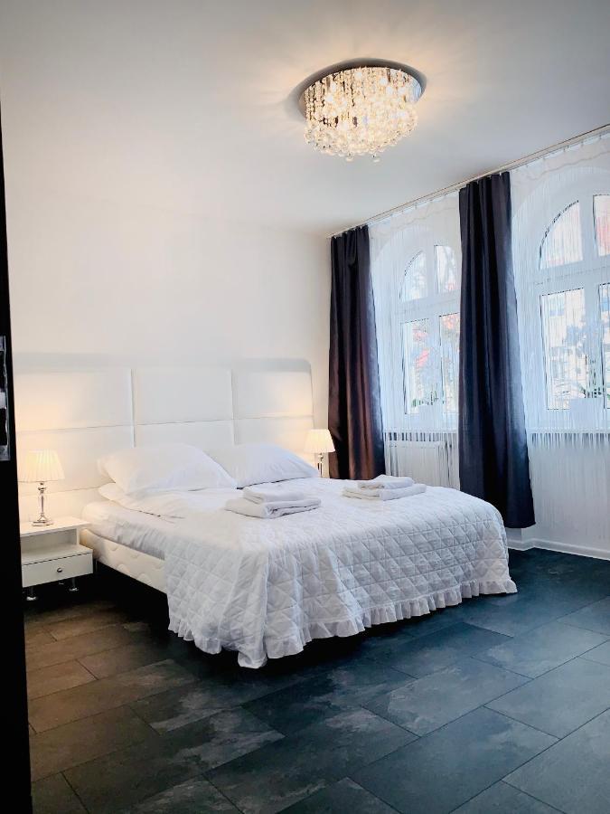Apartamenty Vip Устка Екстериор снимка
