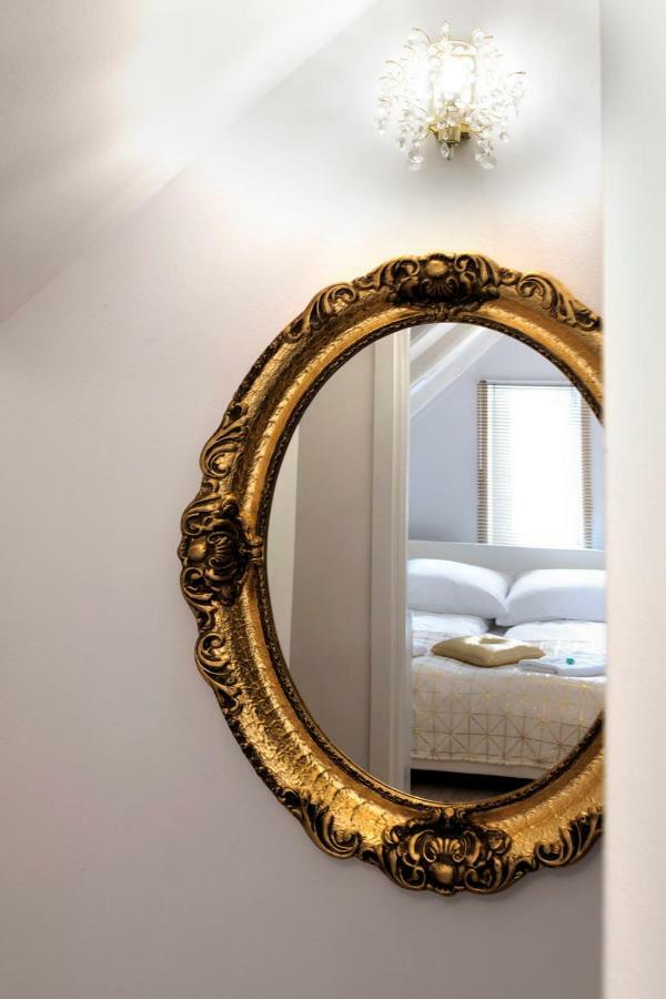 Apartamenty Vip Устка Екстериор снимка